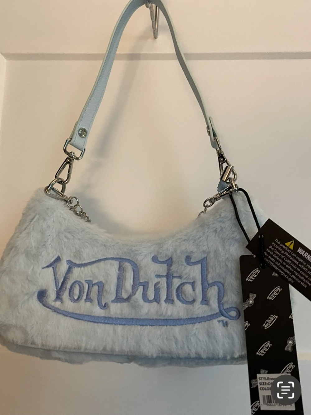Von Dutch ( blue fur)